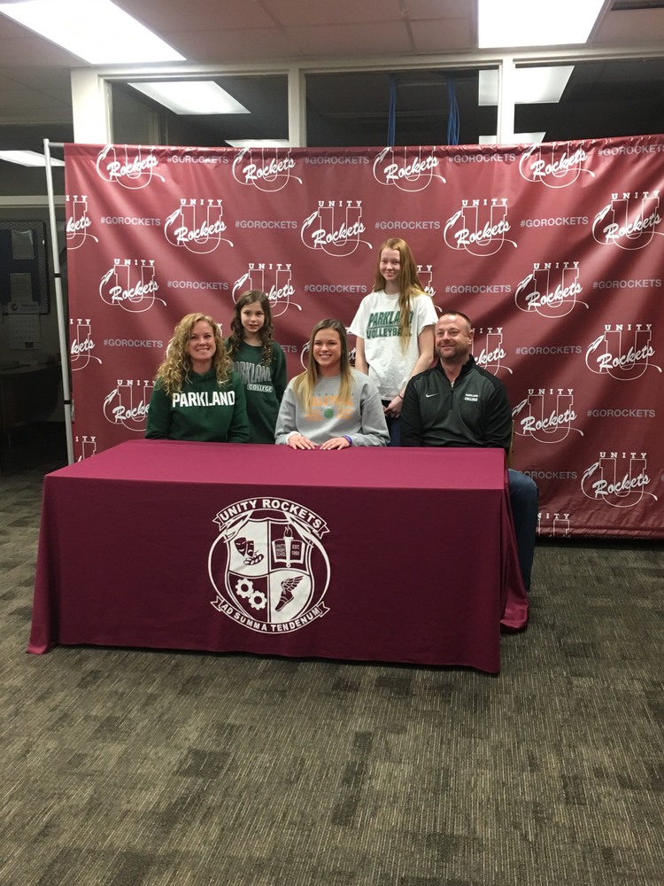 Congratulations to Katie Kaiser on her commitment to continue her volleyball and academic career at Parkland College!